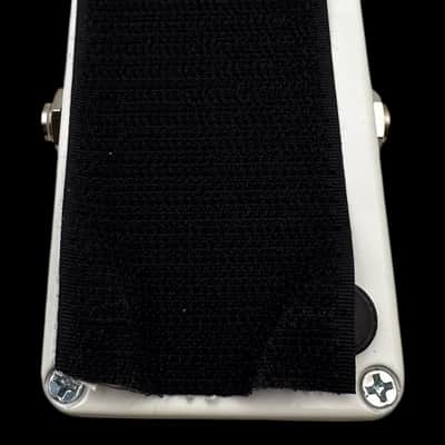 Electro-Harmonix Crayon 69 Full-Range Overdrive 2015 - Present - White with Vertical Crayons X5166 image 5