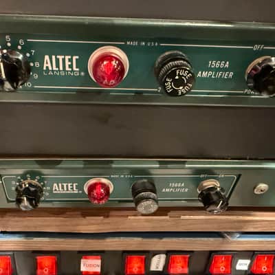Altec 1566a pair SERVICED with custom rack, meters image 2