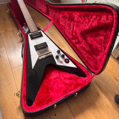 Epiphone Kirk Hammett Flying V 2024 - Ebony image 2