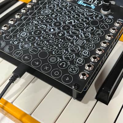 Plinky 8 voice Polyphonic Touch Synthesizer image 2