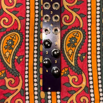 York Modular AT4 2010’s - Purple image 2