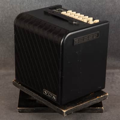 Vox AGA70 Acoustic Guitar Amplifier - 2nd Hand image 5
