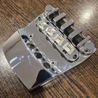 Tailpiece and roller saddles bridge for Rickenbacker basses 4001 or 4003 - Chrome image 4