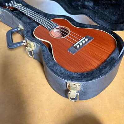 2012 Tony Graziano Tenor Ukulele #602 – Redwood / Figured Lacewood – Abalone – HSC image 18