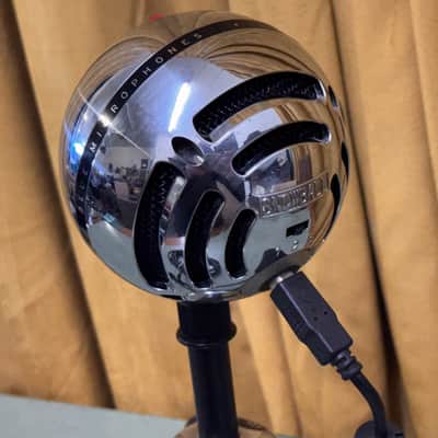 Blue Snow Ball USB microphone image 4