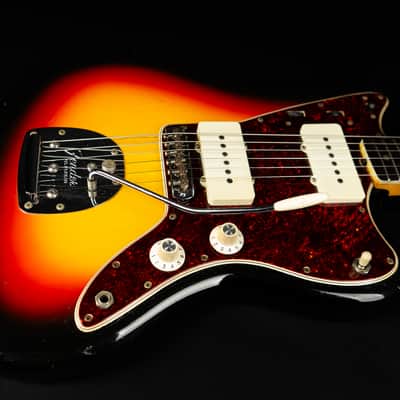 Fender Jazzmaster 1966 - 3-Tone- Sunburst image 10