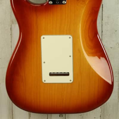 USED 2018 Fender American Professional Stratocaster HSS Shawbucker (925) image 4