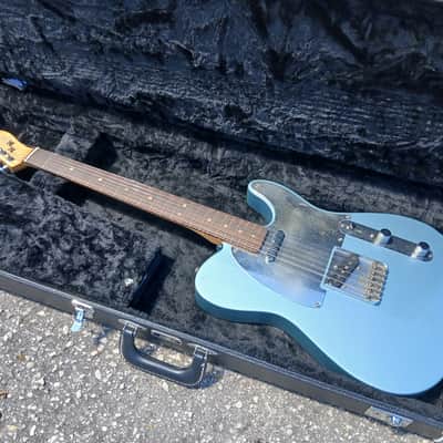 Fender Chrissie Hynde Road Worn Telecaster 2020's - Blue image 3