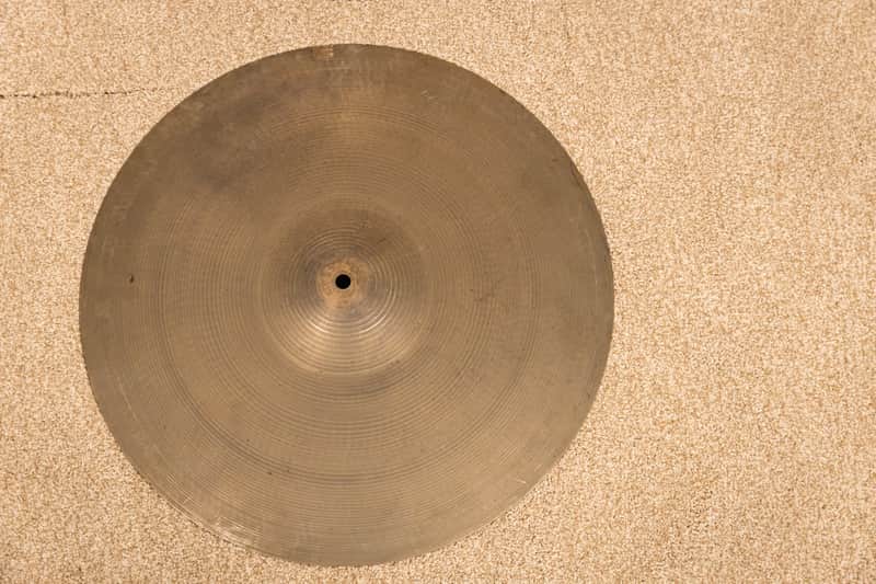 1960s Zildjian 18" A Crash Cymbal 1957g image 1