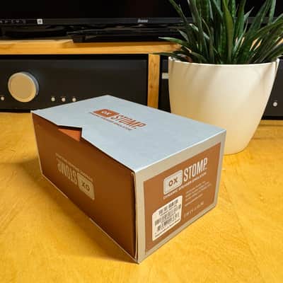 Universal Audio OX Stomp Dynamic Speaker Emulator 2023 - Present - Silver image 12