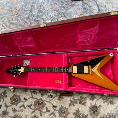 NEW NEVER PLAYED 2017 EPIPHONE JOE BONAMASSA "AMOS" '58 FLYING V W/ALL CASE CANDY image 5