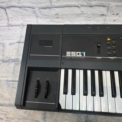 Ensoniq ESQ-1 Wave Synthesizer image 3