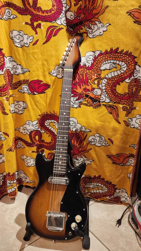 Teisco E-100 60s - Sunbrust refurbished/restoration - Good
