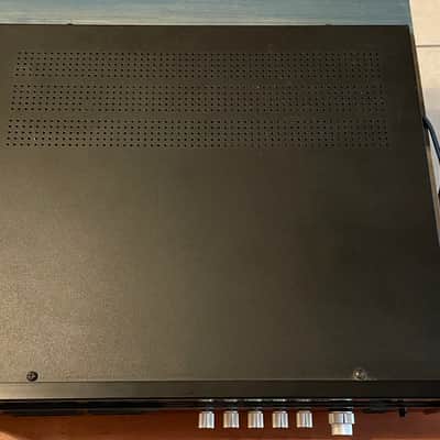 McIntosh C35 preamplifier Black, Silver image 3