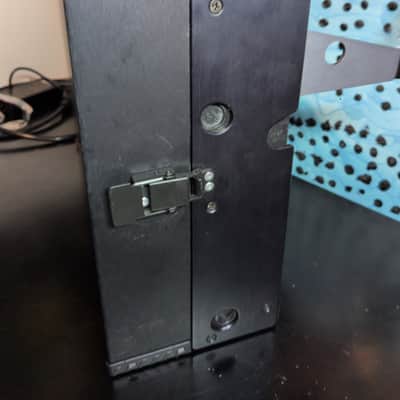 Intellijel 7U 84HP Stealth Black Powered Eurorack Synth Performance Case - Black image 21