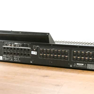 Yamaha LS9-32 32-Input Digital Mixing Console CG0110C image 8