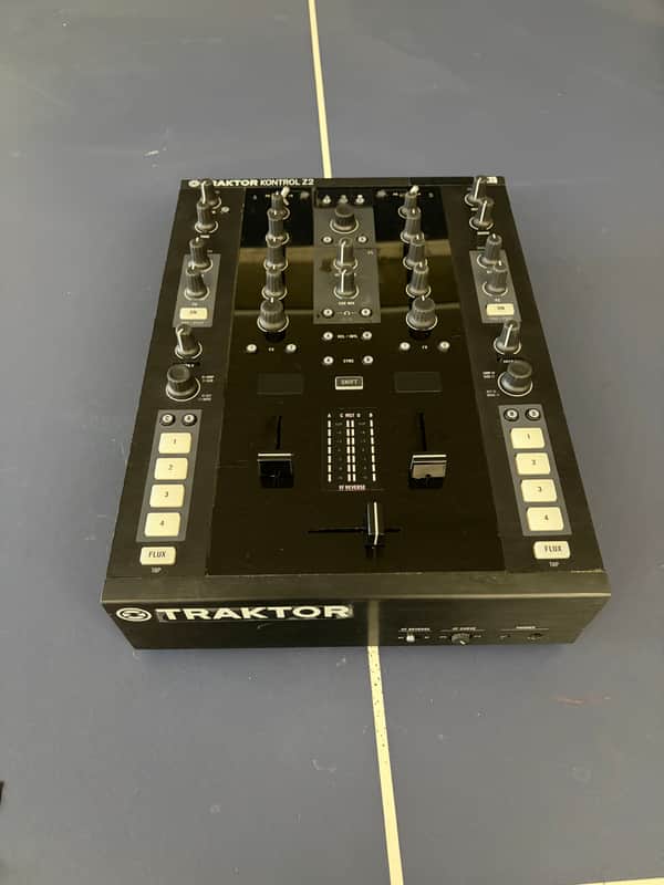 Native Instruments Traktor Kontrol Z2 | Reverb