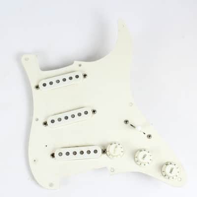 1984 Fender Stratocaster 57/1957 62/1962 Fullerton AVRI ~Original Pickguard~ Black-Bottom Pickups & Pots