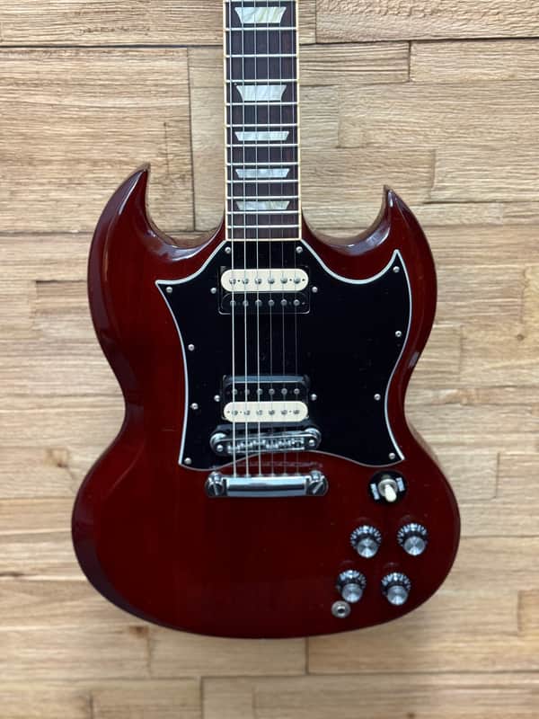 Gibson SG Standard Limited Edition guitar 2010 - Vintage Cherry- 6lbs 13oz -Burstbucker 1 +3 -w/OHSC