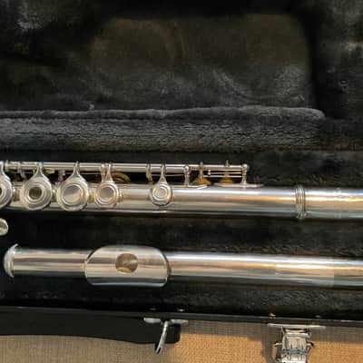 Yamaha  285SII Open Hole Flute All New Pads, Clean Case image 3