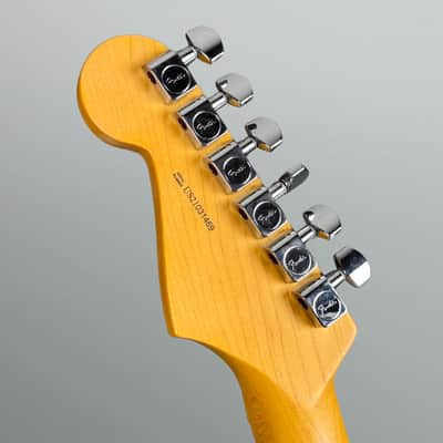 Fender American Professional II Stratocaster 2021 - 3-Tone Sunburst image 11