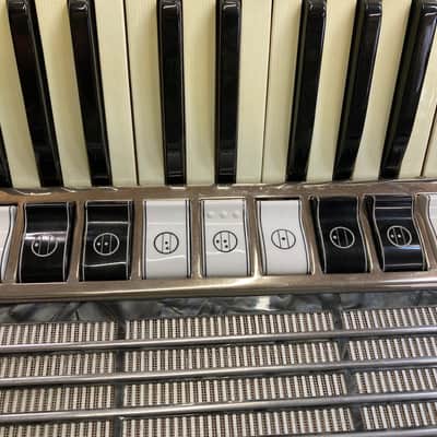 Accordion Hohner Tango II M 50er - grey used image 2