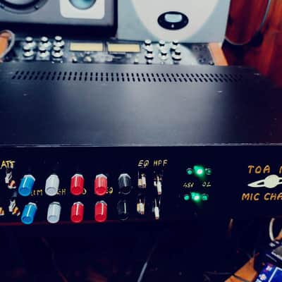 TOA RX-7 Stereo Discrete Mic Preamp Eq 2010 - Nero image 17
