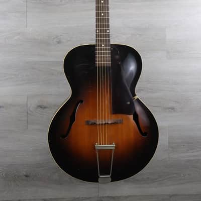 Gibson L-48 (1949 - 1950) Acoustic Archtop Sunburst Guitar image 2