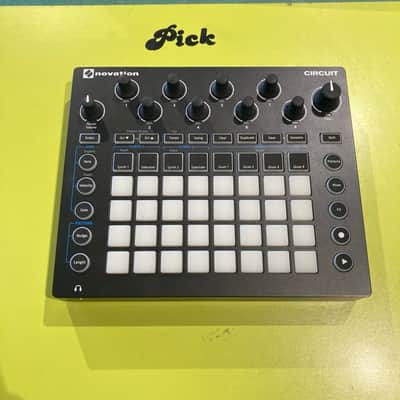 Novation Circuit Groovebox 2015 - 2021 - Black image 2