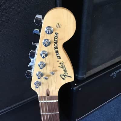 2004 Fender Highway One Stratocaster Made in USA w/ Hard Case image 5