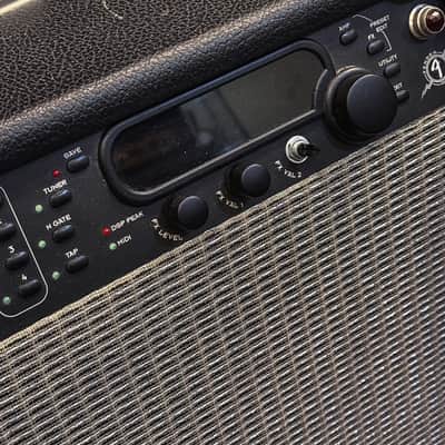 Fender Cyber-Twin 2 x 65-Watt 2x12" Modeling Guitar Combo - Black image 7