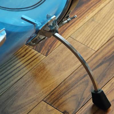 Ludwig Vistalite 70s Bass drum 24x14 blue acrylic image 10