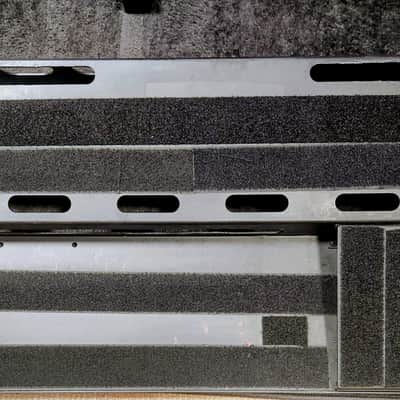 Friedman Tour Pro 1530 Pedalboard with Buffer Bay 6, Power Grid, and Soft Case image 4