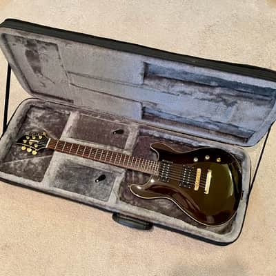 Fernandes APG-100 Double Cut Set Neck Mahogany w/Carved Maple Cap