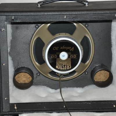 Suhr Badger 1x12 Cabinet Black with Gold Grille and G12 Vintage 30 Speaker image 3