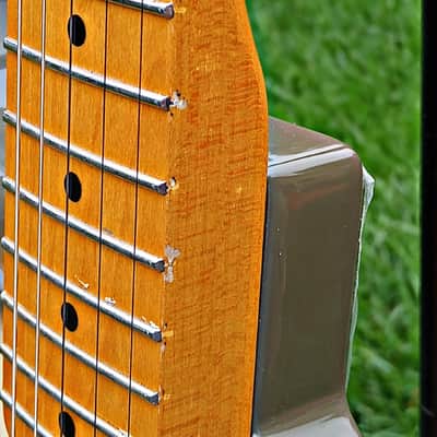Squier CME exclusive classic vibe 70's Stratocaster - Antigua - ONLY one available online image 8
