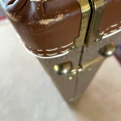 Fender Stratocaster/Telecaster Hard Shell Case, mid-90s image 8