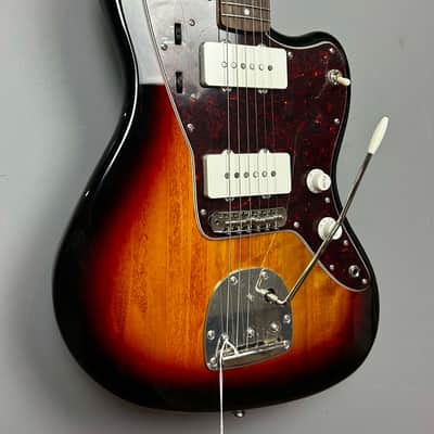 Squier Classic Vibe 60s Jazzmaster 2025 - 3-Color Sunburst image 3
