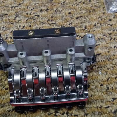 Ibanez EDGE III Tremolo System in Chrome with Hardware New Take Off zm image 17