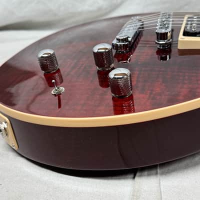 Gibson Les Paul Classic Guitar with Case 2014 image 16