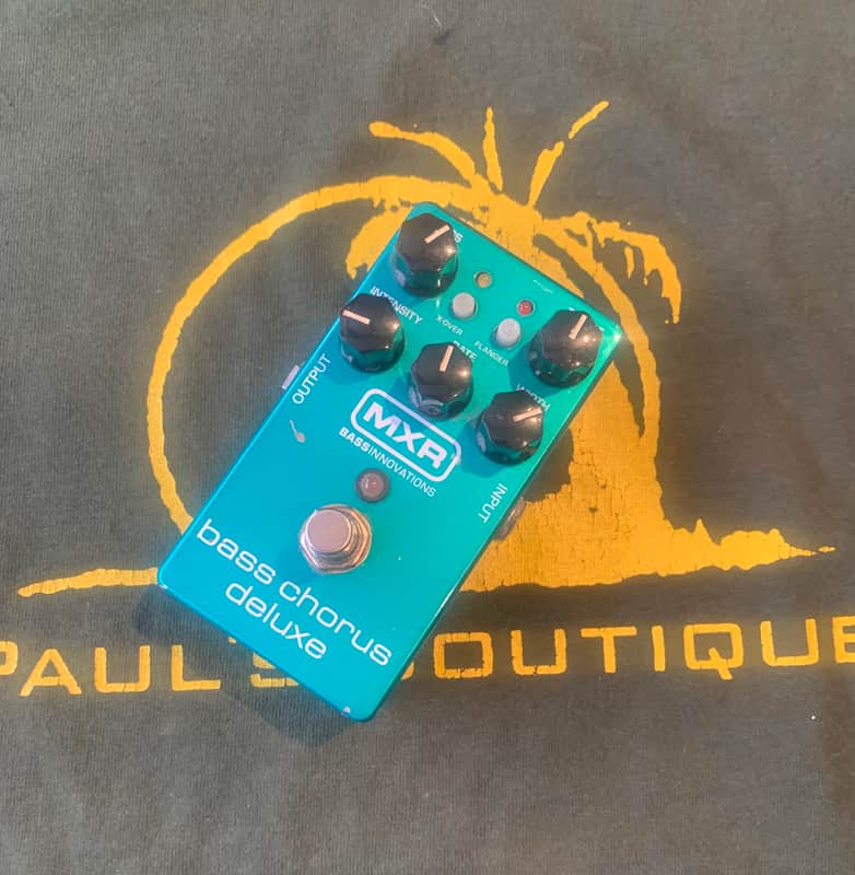 MXR M83 Bass Chorus Deluxe
