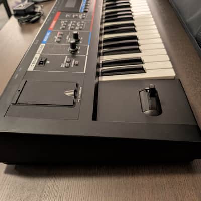 Roland Juno Di 61-Key Synthesizer 2010s - Black (Includes Gator Bag) image 3