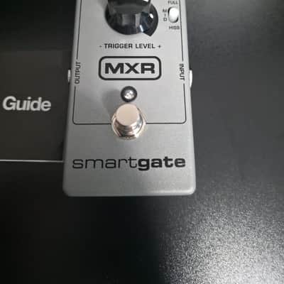MXR M135 Smart Gate 2004 - Present - Gray image 2