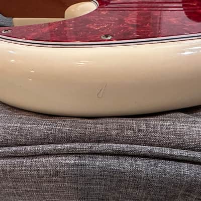 Left Handed Fender 62 Reissue Jazz Bass 2010s - Olympic White with after-market Warmoth Neck image 18
