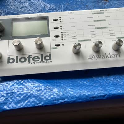 Waldorf Blofeld Desktop Synthesizer 2007 - Present - White