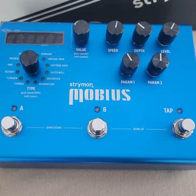 Strymon Mobius 2012 - Present - Blue image 2