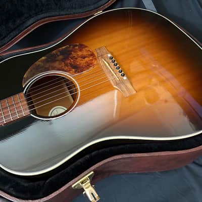 2018 Gibson J-45 Vintage Sunburst with LR Baggs pickup system image 3