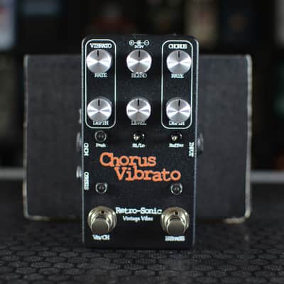 Retro-Sonic Chorus/Vibrato V2 - Silver image 1