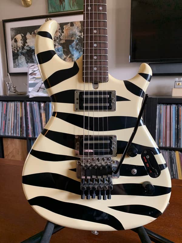 Aria Pro II RS INAZUMA-V リア1puタイプ　エレキギター Aria Pro II RS INAZUMA-V 1984 Zebra Stripe | Reverb