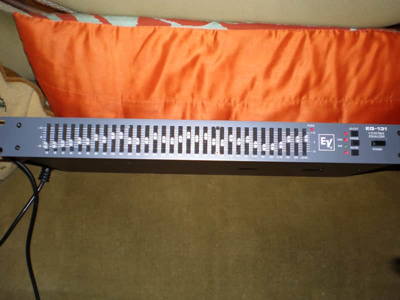 Electro-Voice EQ-131 1/3 Octave Graphic Equalizer image 1